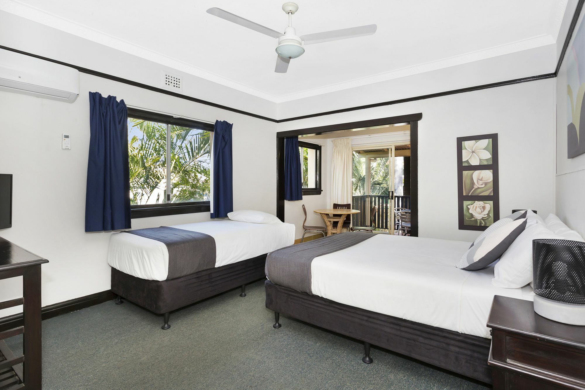 Globe 3* Fortitude Valley